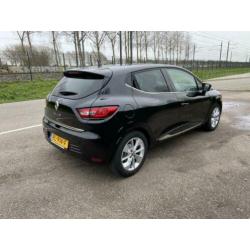 Renault Clio 0.9 TCe Limited / Navi / Cruis control