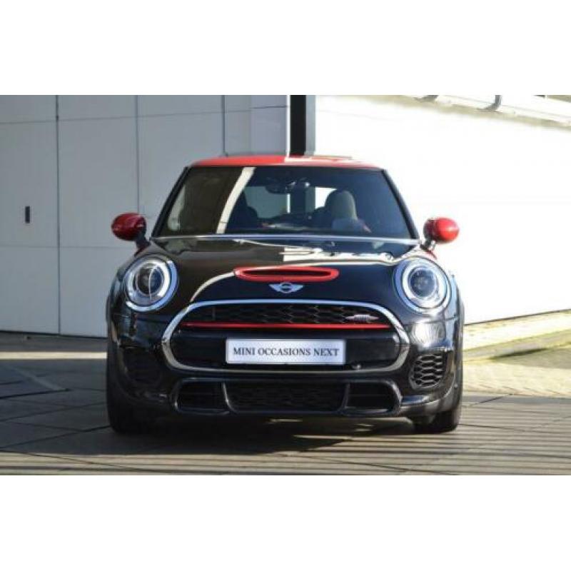 MINI 3-deurs John Cooper Works Chili + Wired (bj 2017)
