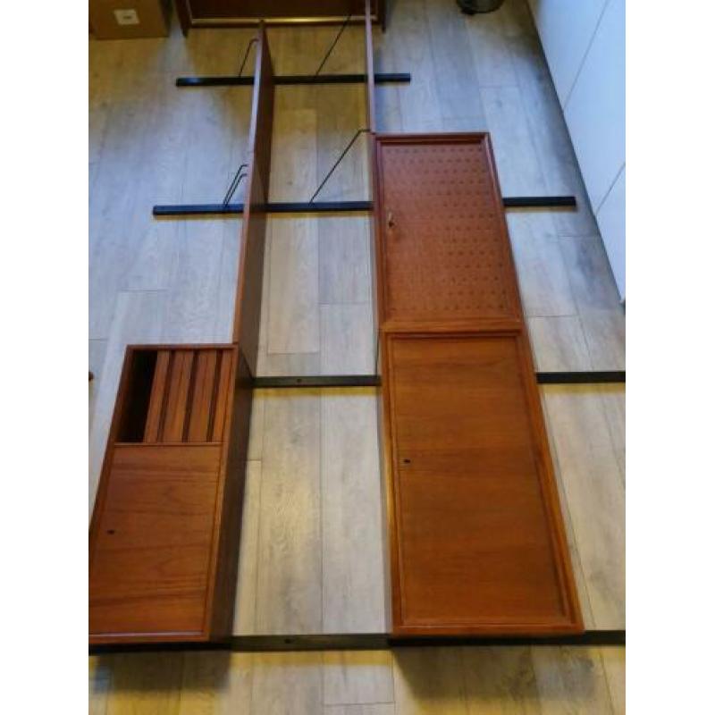 Poul Cadovius vintage wandsysteem