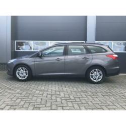 Ford Focus Wagon 1.6 TDCI Titanium airco, PDC, LMV, trekhaak