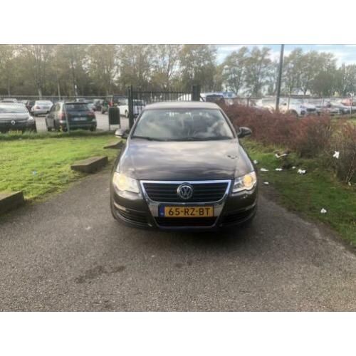 Volkswagen Passat 2.0 TDI 103KW 2005 Zwart