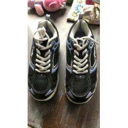 FILA dames sportschoenen maat 37,5