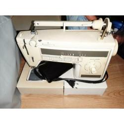 Beckmann naaimachine