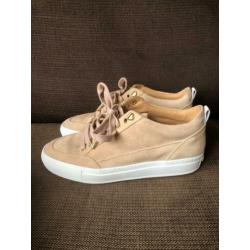 Mason garment tia nude 40,balenciaga mc queen filling pieces