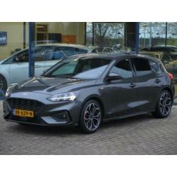 Ford Focus 1.0 ECOBOOST 125PK ST LINE BUSINESS | B&O | ADAPT