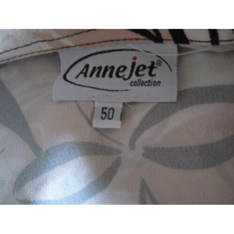Leuke blouse maat 50 van Anne Jet .