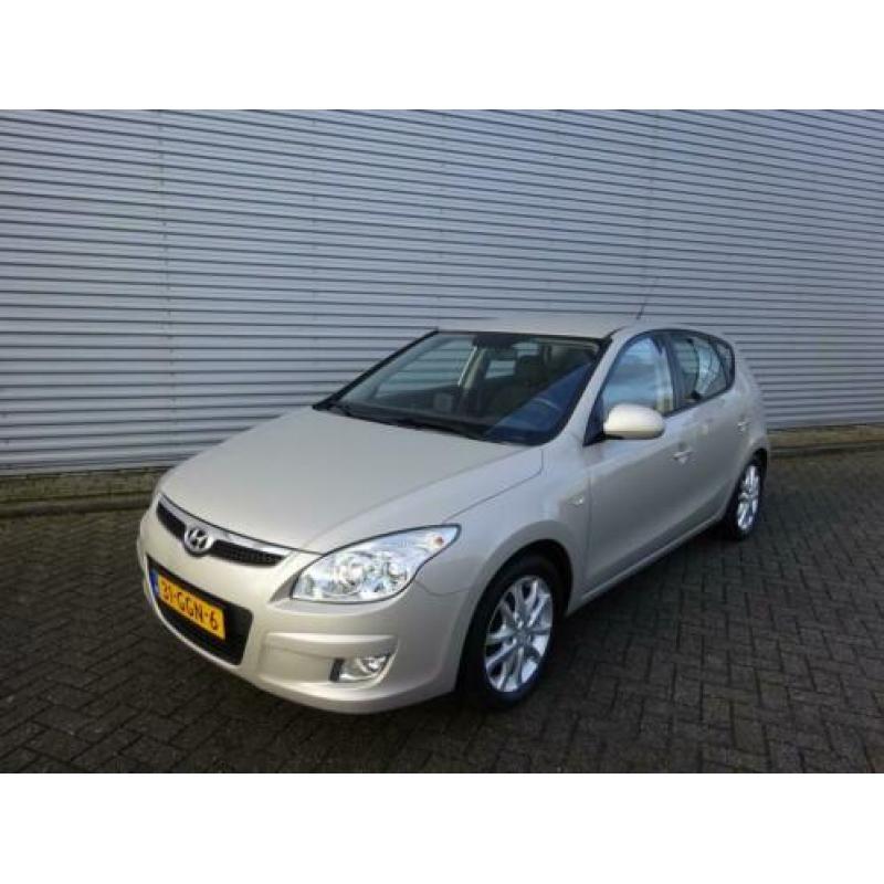 Hyundai i30 1.6 CRDi Style (bj 2008)