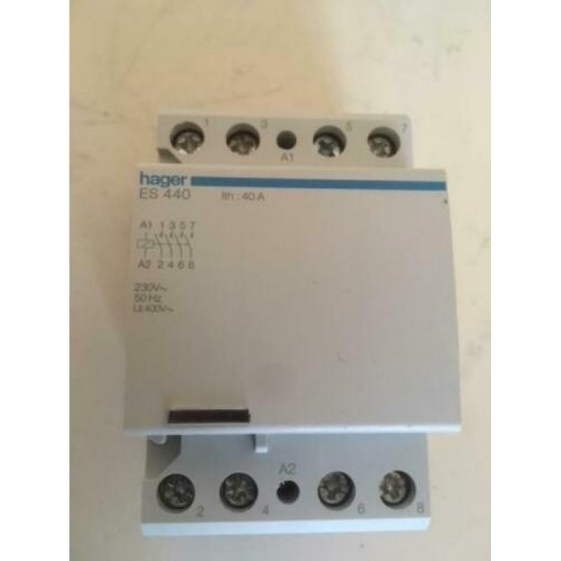 304. Magneetschakelaar Hager ES440 40A