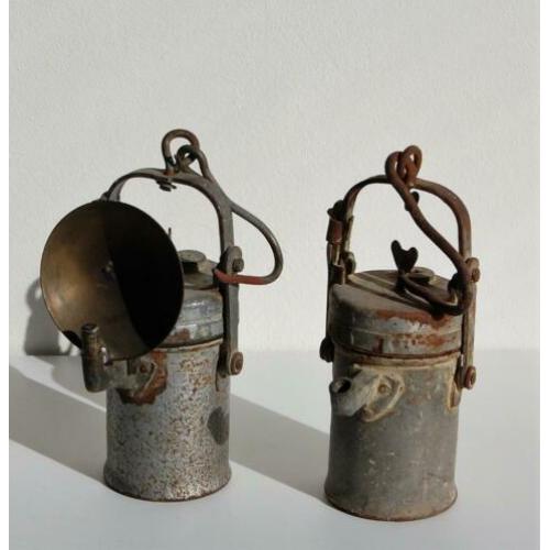 Oude carbidlamp - mijnwerkerslamp.
