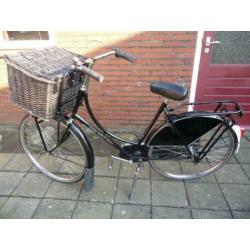 Mooie gazelle damesfiets met voorrek en mand3 versn: