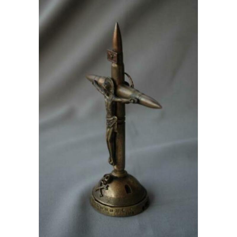 WW 2 Duits soldaten kruis " Totenkopf " Trench art