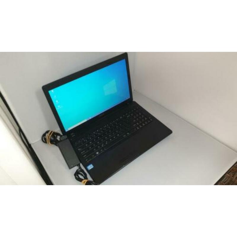 Asus X54c met lader i3 - 6GB RAM - 500GB HDD