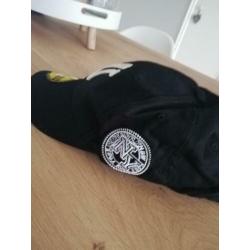 New York snapback pet zwart gouden lettets nieuw