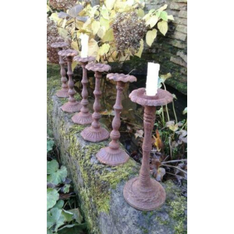6 stuks gietijzeren kandelaar (oud, brocante)