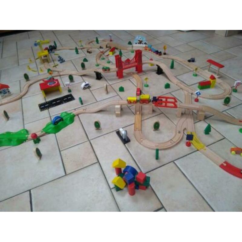 prachtige uitgebreide houten treinset Brio Eichhorn Kidkraft