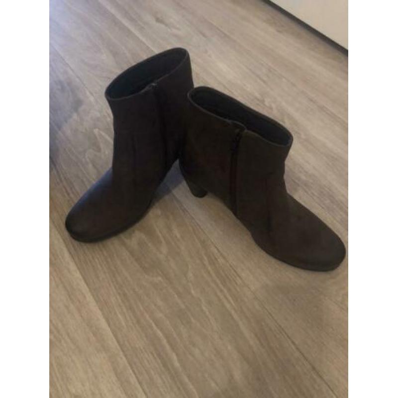 Mooie enkellaarsjes van Ecco nieuw mt 38