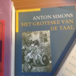 Boeken pakket, studie Nederlands HBO gratis afhalen