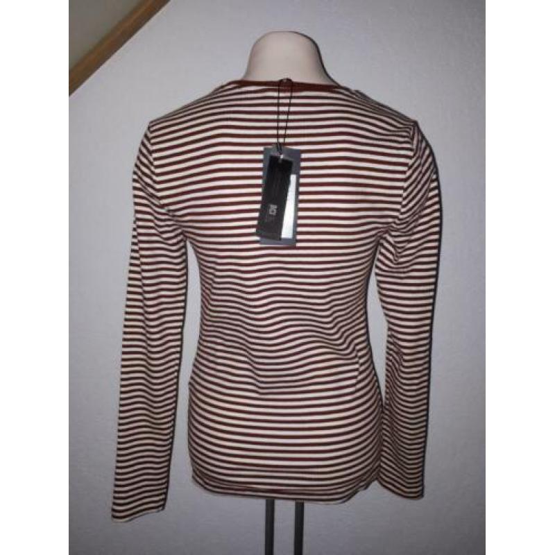 Gestreept t shirt met lange mouwen. Merk Only. Maat S