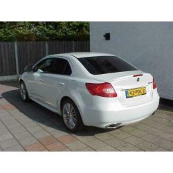 SUZUKI Kizashi 2.4 VVT 178pk sport eerste eigenaar 71000 km