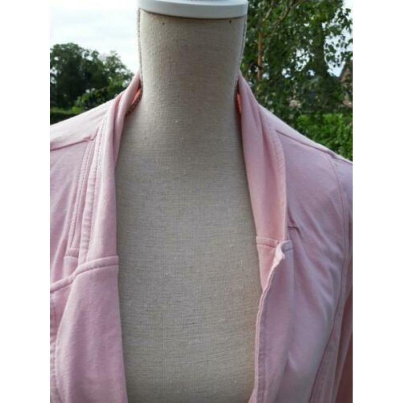 Roze tricot jasje van Miss Etam mt 56