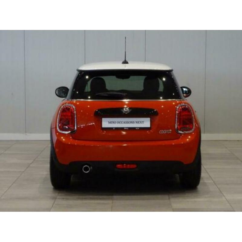 MINI Hatchback Cooper Chili Automaat 3 deurs / Comfort Acces