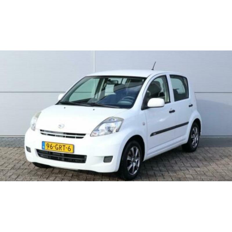 Daihatsu Sirion 2 1.3-16V Sport 4WD / Automaat / LM 14" / Ai