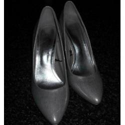 Zilverkleurige Dames Pumps Hoge Hak maat 39 (bij trouwjurk )
