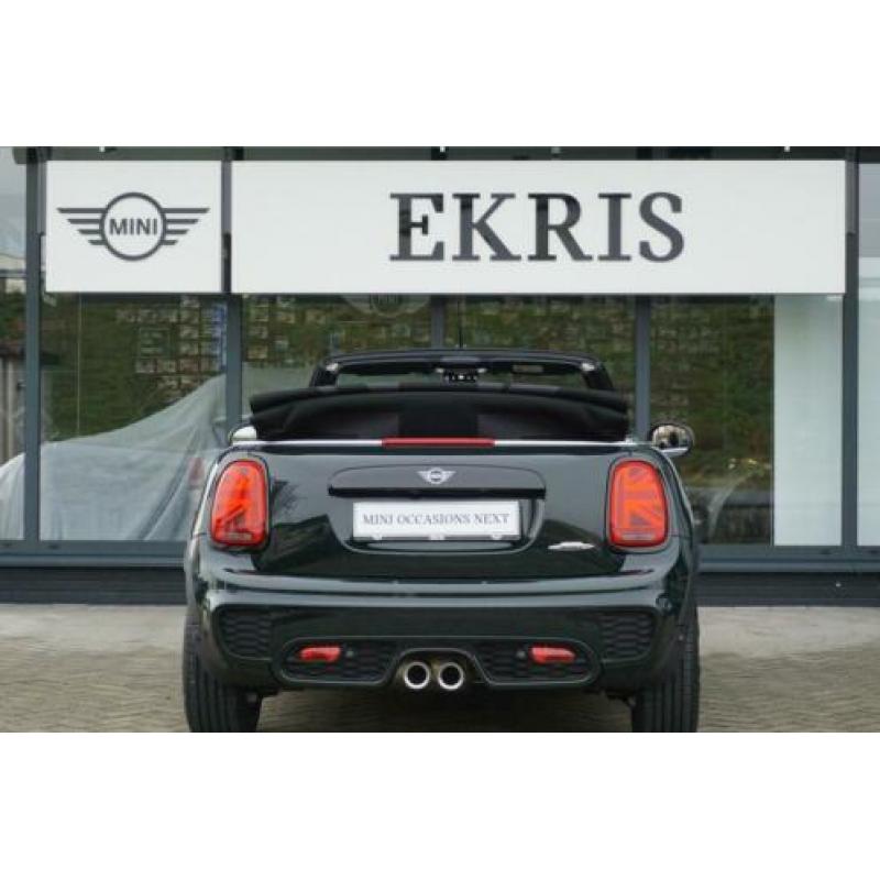 MINI Cabrio John Cooper Works Aut. Chili + Serious Business