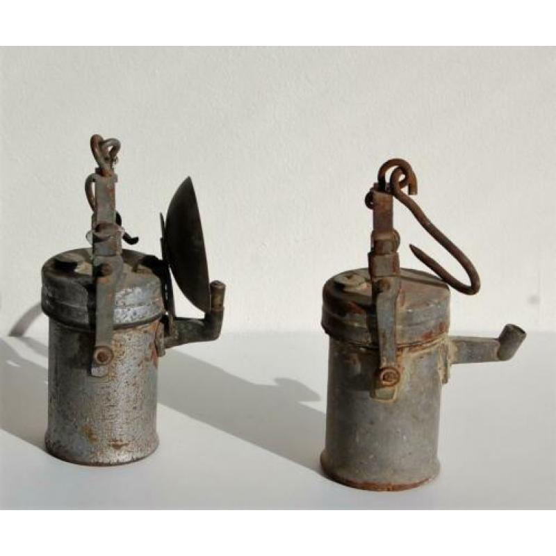 Oude carbidlamp - mijnwerkerslamp.