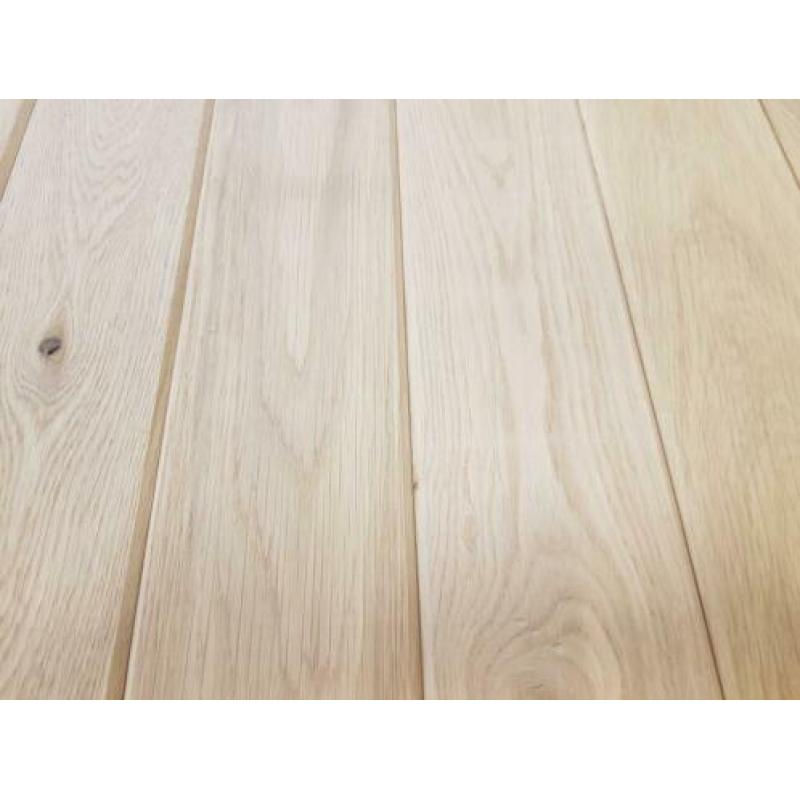 Eiken planken geschaafd / geborsteld / kunstmatig gedroogd