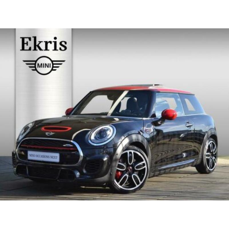 MINI 3-deurs John Cooper Works Chili + Wired (bj 2017)