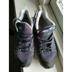 Salomon wandelschoenen maat 42 2/3 UK 8.5