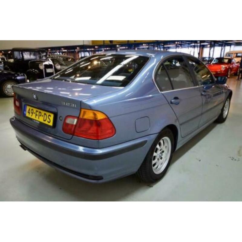 Bmw 3-SERIE 323I EXECUTIVE