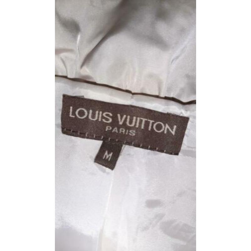 Nieuwe mantel van Louis Vuitton