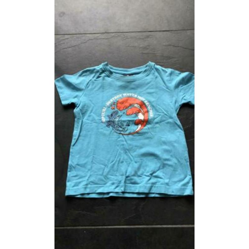 Rip Curl t-shirts jongens maat 104.