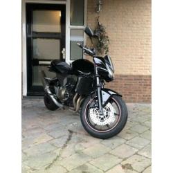 Kawasaki Z750 Zwart, Nette motorfiets