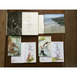 Diverse natuurboeken (otters, ijsbeer, edelhert, vogels etc)