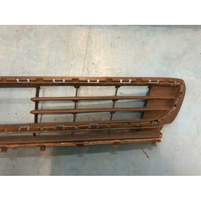 Golf 7 Bumper Rooster Grille Acc 5G0853677B