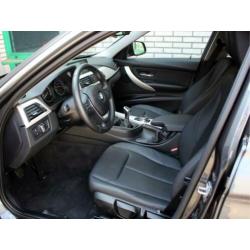 BMW 3 Serie Touring 316i 136 PK Executive Leder Xenon Navi-P