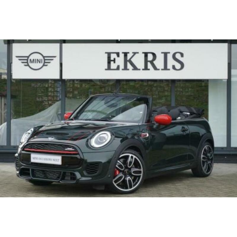 MINI Cabrio John Cooper Works Aut. Chili + Serious Business