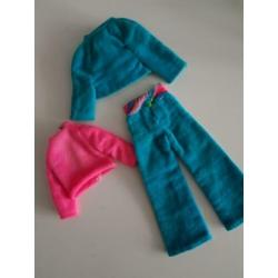 Barbie truitje , broek en jasje van de set Triple Treat '70