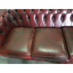 Vintage Chesterfield bank + GRATIS BEZORGING