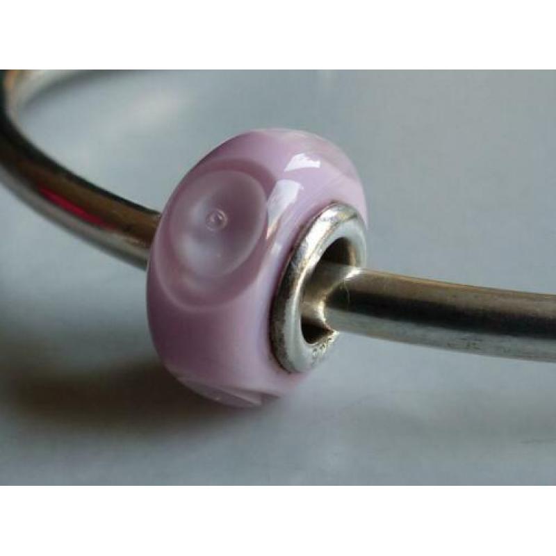 Roze beads, past ook op TROLLBEADS