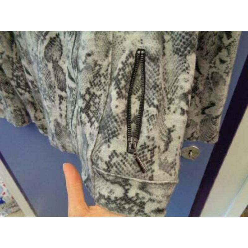 Gerry Weber blazer vest grijs slangprint wollig mt 46 31478