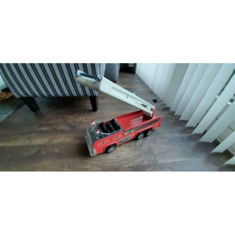 Unieke grote (60cm!) Tonka brandweerauto uit 1984