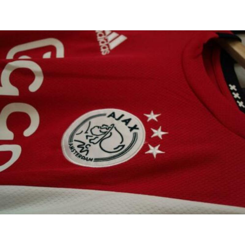 Ajax thuisshirt van dit seizoen, herenmaat large