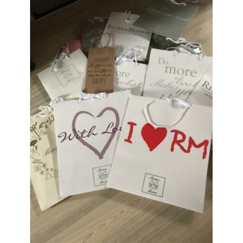 RIVIÈRA MAISON tasjes, lintjes en kaartjes