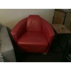 Lederen rode fauteuil