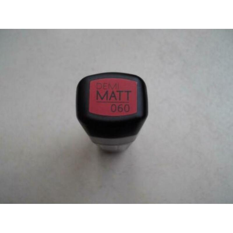 Catrice – Lippenstift Demi Matt 060