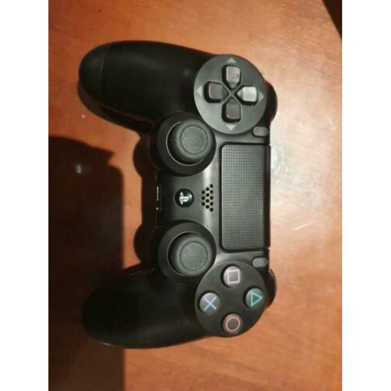 PlayStation 4 500 gb